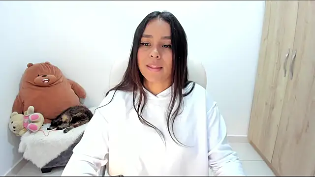 Ciara8 Chat XXX in diretta