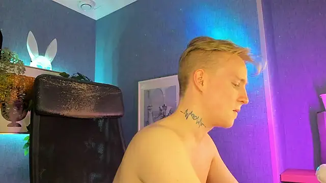 AlexxSweet's Live XXX Chat