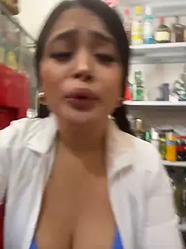 Sara_fun Show in webcam