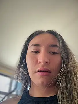 แชท XXX สดของ Sophie_LS