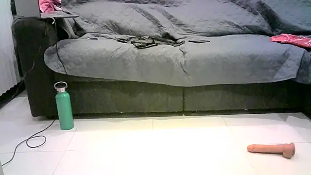 M87HOTのライブXXXチャット