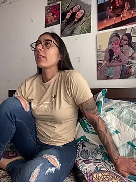 XXX chat uživo modela PamelaFtMia