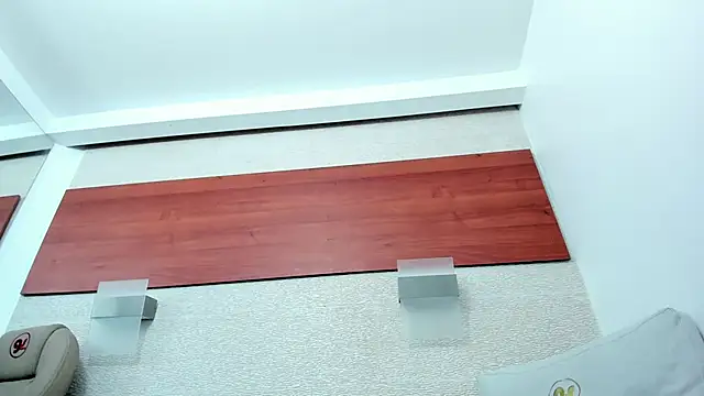 XXX chat uživo modela maddy_cartter