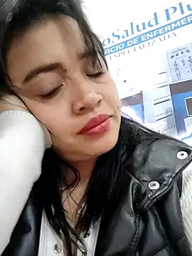 XXX chat uživo modela MILA__06