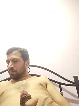 Nick_cbdelhi Show in webcam