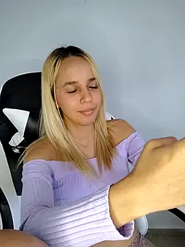 Živý XXX chat KasumiSophia