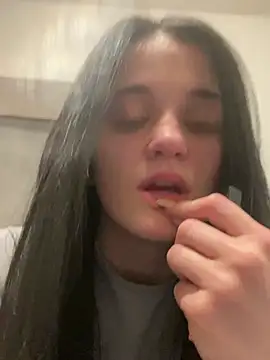 LeonieClaire's Live XXX Chat