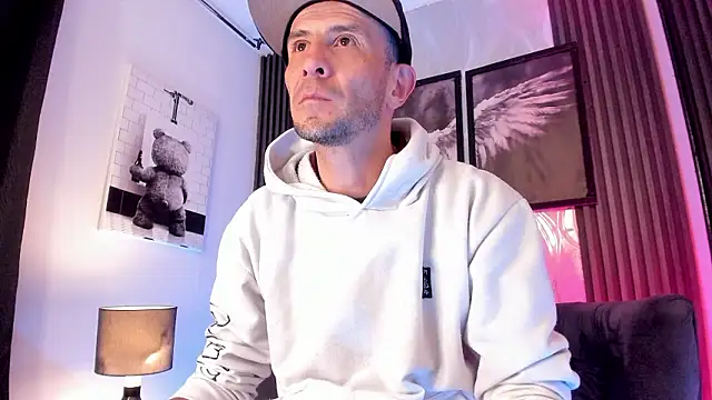 Milanwhite_ 网络视讯表演