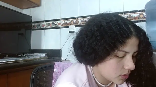 Baby_dirt Adlı Modelin Canlı XXX Sohbeti