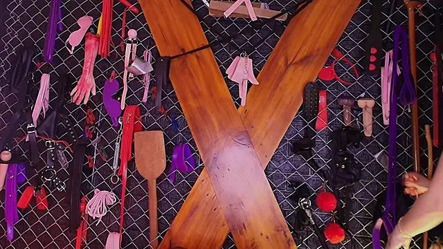 Miss_Juliett_bdsm's Webcam Show