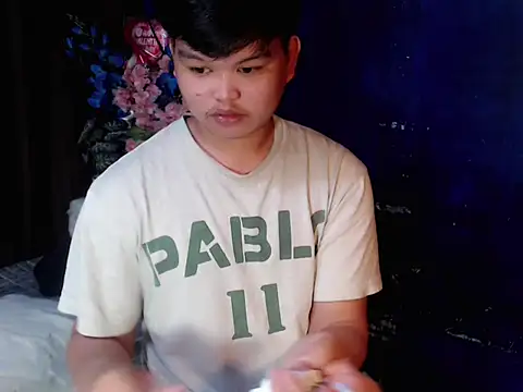 Rain_cum's Webcam Show