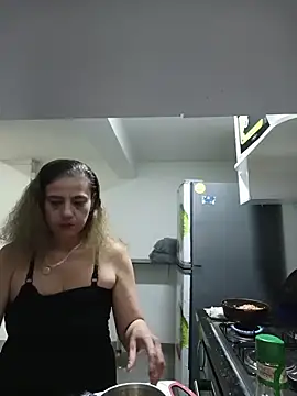 sasi_luna Adlı Modelin Canlı XXX Sohbeti