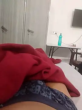 themasklover Adlı Modelin Canlı XXX Sohbeti