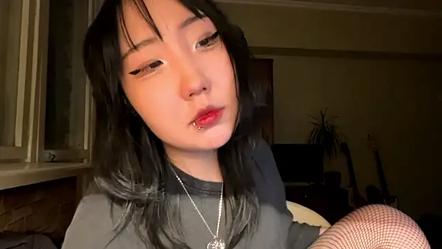 Chat +18 de Yunananaa ao vivo