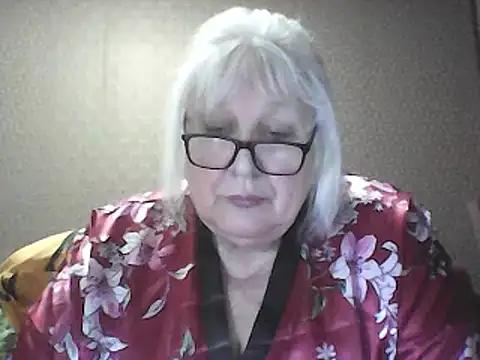 Alexia64231 élő XXX-chatje