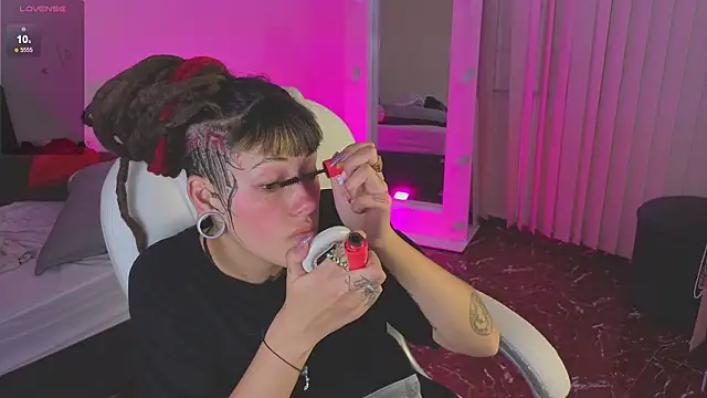 _sharlotte777's Live XXX Chat