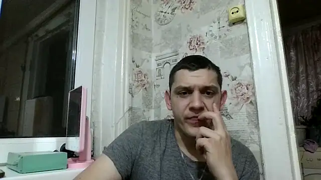 Mark1404 – Naživo XXX chat