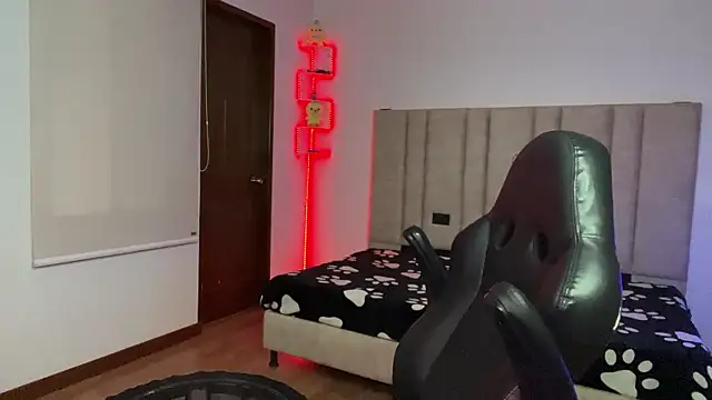 CHRIS_MORGAN1 Show Webcam