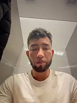 Chat XXX ao vivo de liam_bronw