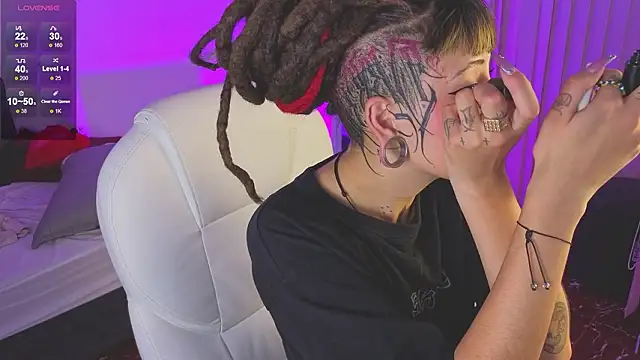 Chat +18 de _sharlotte777 ao vivo