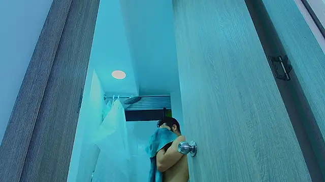 thomas_gun Obrolan Langsung XXX