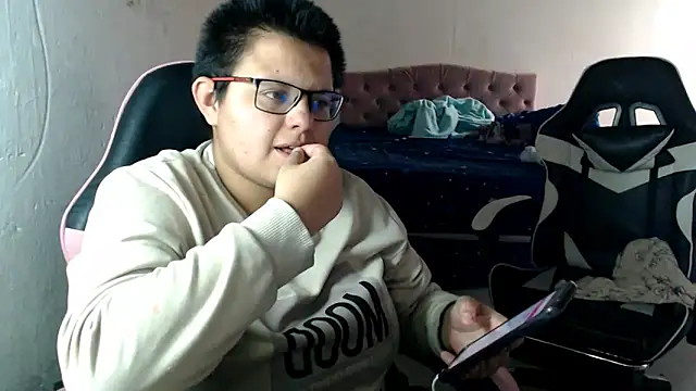 แชท XXX สดของ tatsumi_nao