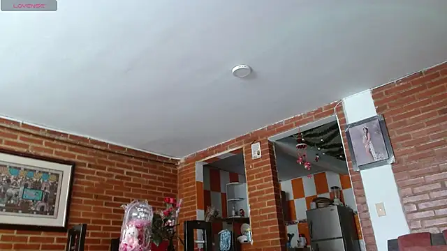 Lia_rouse04のライブXXXチャット