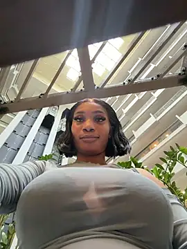 Show de ___Nessa na webcam