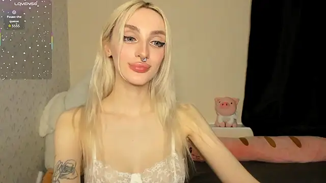 succubantra Chat XXX live