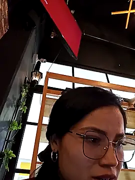 scarlet-kennedy98 现场XXX聊天