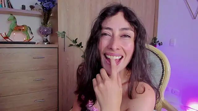 Amatiista's Live XXX Chat