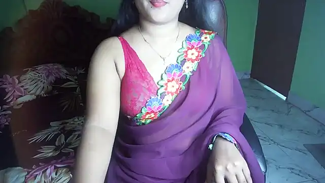 BengaliQueenStar's Live XXX Chat