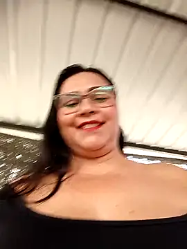 Dirty-Momm-Divorced-HotのライブXXXチャット