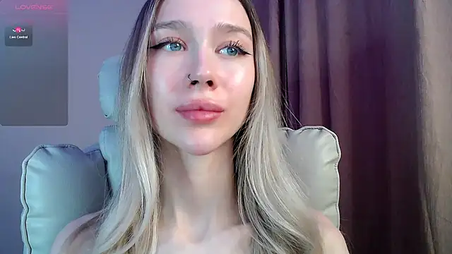 Des_ch Chat XXX live