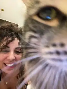 curly_jade's Live XXX Chat