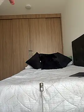 Nicollemaysn Live XXX chat