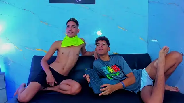 Spicy_guys – Naživo XXX chat