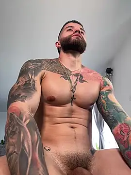 Frank_Farrell 即時 XXX 聊天