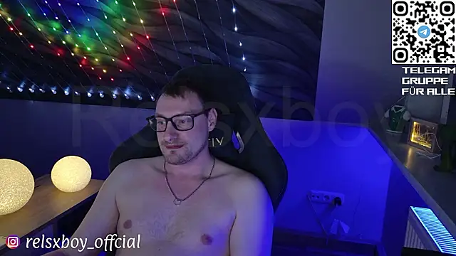 Relsxboy Chat XXX in diretta