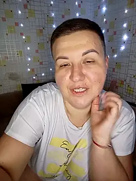 Annet1912 Adlı Modelin Canlı XXX Sohbeti