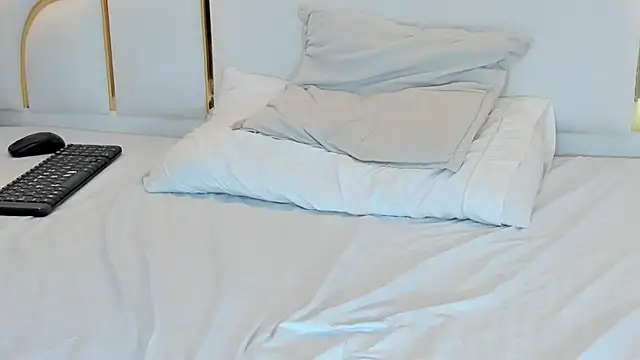 naughtyrose_vc – Live XXX-chat