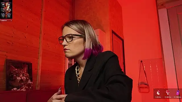 Chat +18 de Lady_Shine ao vivo