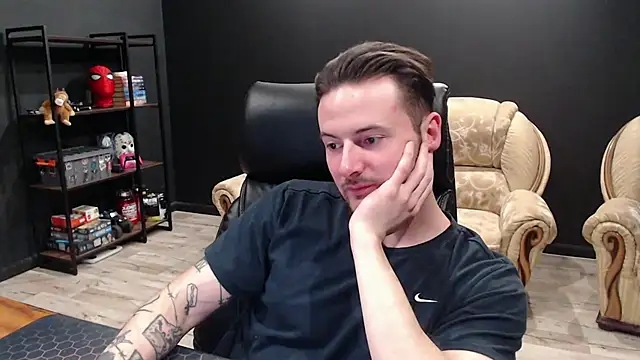 MihasikD Live XXX-Chat