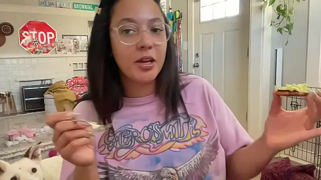 dreamyriri Adlı Modelin Canlı XXX Sohbeti