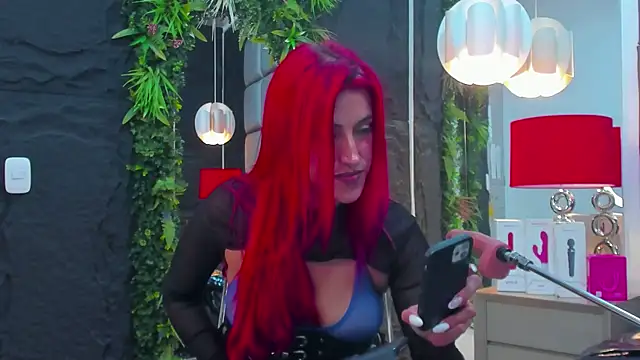 AllissaBrowm 即時 XXX 聊天