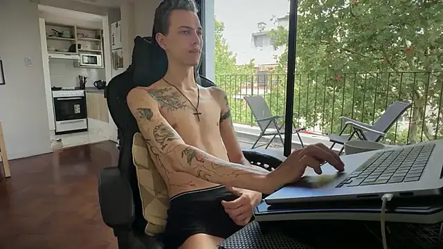 Den_BlueXx's Live XXX Chat