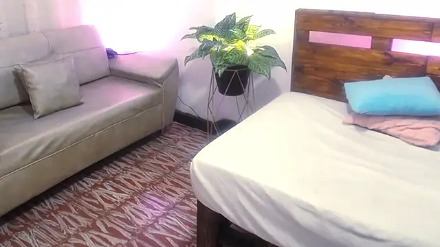 Yeseniaa25_n Live XXX chat