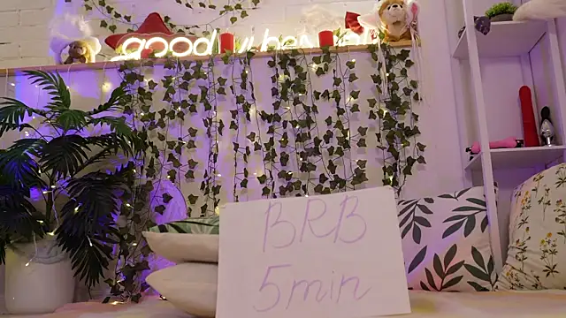 MonicaAsisn Live XXX chat