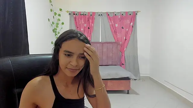 Mila_rouge06n Live XXX chat