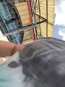 JossAckland Adlı Modelin Canlı XXX Sohbeti